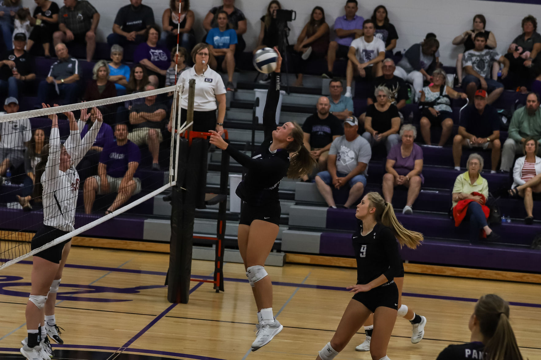 Heartland VB vs Fillmore Central (52).JPG